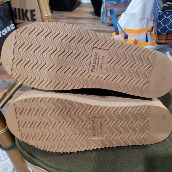 Dearfoams Fireside Size 10 Women’s Genuine Shearling - Suede Platform Bootie - Picture 6 of 11